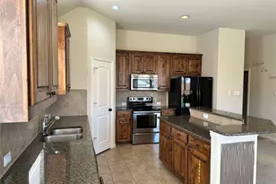 1013 Lake Grove Dr, Little Elm, TX 75068 - Photo 16