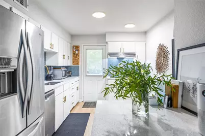 7924 Royal Lane #106, Dallas, TX 75230 - Photo 6