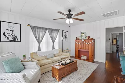 3244 Ryan Avenue, Fort Worth, TX 76110 - Photo 4