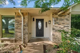 9853 Sophora Cir, Dallas, TX 75249 - Photo 4
