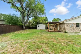 1024 Red Oak St, Azle, TX 76020 - Photo 30