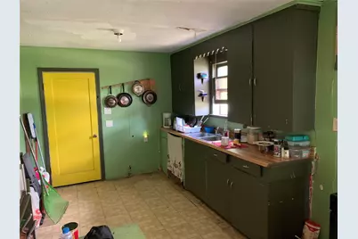 100 S Wright Avenue, Kerens, TX 75144 - Photo 4