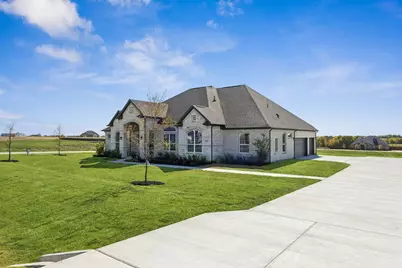 121 Swan Lake Drive, Waxahachie, TX 75165 - Photo 2