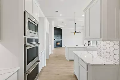 121 Swan Lake Drive, Waxahachie, TX 75165 - Photo 14