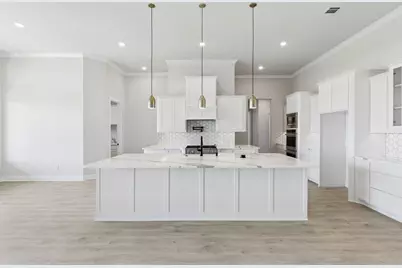 121 Swan Lake Drive, Waxahachie, TX 75165 - Photo 8