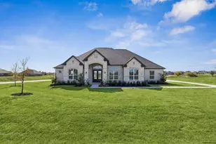121 Swan Lake Dr, Waxahachie, TX 75165 - Photo 1