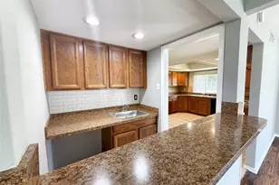 405 Peninsula Dr, Lakewood Village, TX 75068 - Photo 4