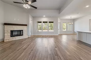 140 Oak Grv Wy, Springtown, TX 76082 - Photo 22