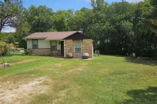 108 2nd St, Whitney, TX 76692 - Photo 2