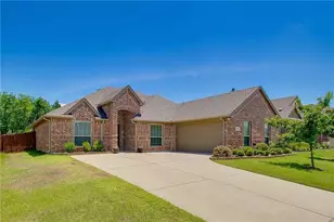 4910 Crawfish Ln, Garland, TX 75043 - Photo 1