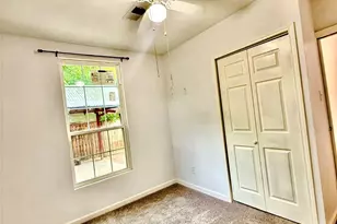 605 E Hickory St, Kaufman, TX 75142 - Photo 8