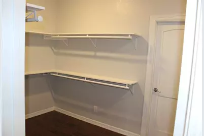 1205 Avenue B, Lacy Lakeview, TX 76705 - Photo 12