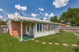 1216 Manning St, Benbrook, TX 76126 - Photo 22