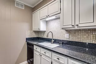 1216 Manning St, Benbrook, TX 76126 - Photo 10