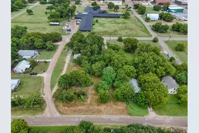 304 W Cleveland Avenue, Whitney, TX 76692 - Photo 8