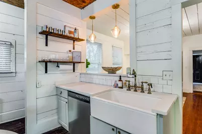 1409 W Allen Avenue, Fort Worth, TX 76110 - Photo 10