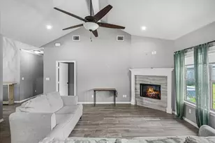 332 Kingdom Blvd, Lindale, TX 75771 - Photo 10