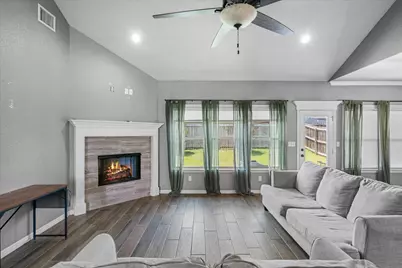 332 Kingdom Boulevard, Lindale, TX 75771 - Photo 12