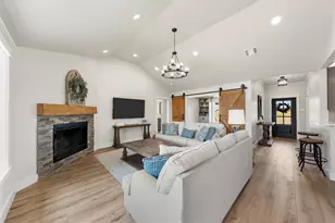 504 Downsville Rd, Robinson, TX 76706 - Photo 10