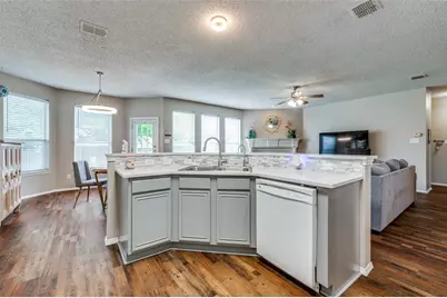 9513 Thorncliff Drive, Frisco, TX 75035 - Photo 14