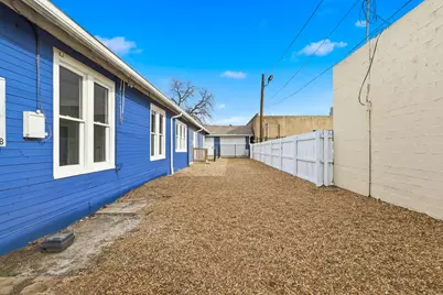 516 N Locust Street, Denton, TX 76201 - Photo 36