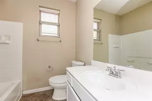 228 Kennedy Ct, Crowley, TX 76036 - Photo 2
