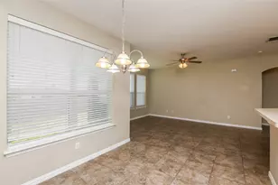 228 Kennedy Ct, Crowley, TX 76036 - Photo 10