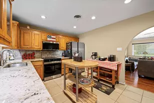 4024 Field St, Haltom City, TX 76117 - Photo 12