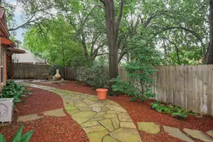 1717 Parkwood Dr, Grapevine, TX 76051 - Photo 24