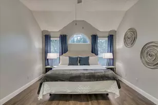 1717 Parkwood Dr, Grapevine, TX 76051 - Photo 10