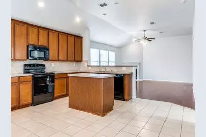 8920 Whirlwind, Aubrey, TX 76227 - Photo 4