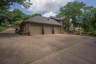 401 Canyon Creek Trail, Fort Worth, TX 76112 - Photo 38