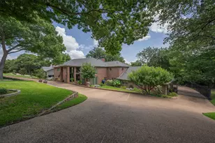 401 Canyon Creek Trail, Fort Worth, TX 76112 - Photo 28
