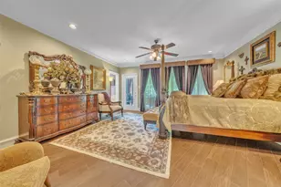 401 Canyon Creek Trail, Fort Worth, TX 76112 - Photo 12