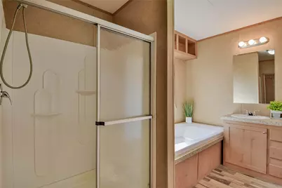 6631 Dayla Court, Granbury, TX 76049 - Photo 16