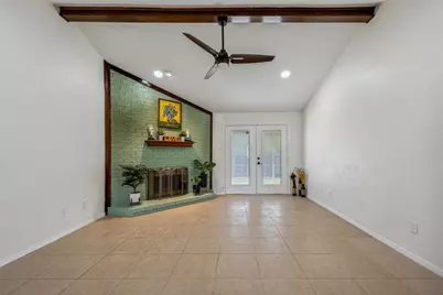 1138 Southwood Court, Lewisville, TX 75067 - Photo 12