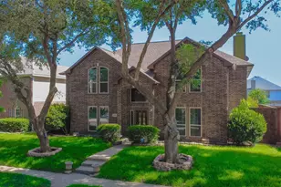 2713 Water Oak Dr, Grand Prairie, TX 75052 - Photo 1