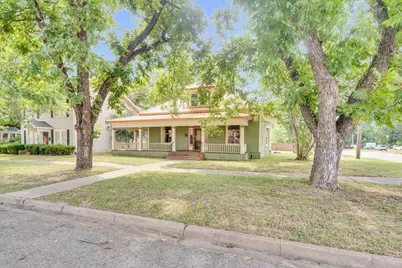 607 W Brown Street, Ennis, TX 75119 - Photo 6