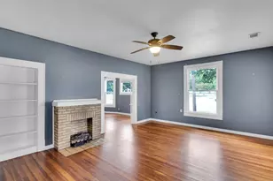 607 W Brown St, Ennis, TX 75119 - Photo 10