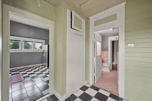607 W Brown St, Ennis, TX 75119 - Photo 34