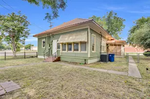 607 W Brown St, Ennis, TX 75119 - Photo 32