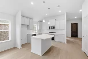 4936 Water Lily Ln, Fort Worth, TX 76036 - Photo 4