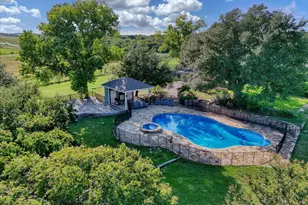 2275 W Moonlight Dr, Robinson, TX 76706 - Photo 2