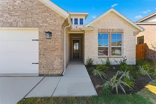 2045 Kelva Dr, Fort Worth, TX 76052 - Photo 6