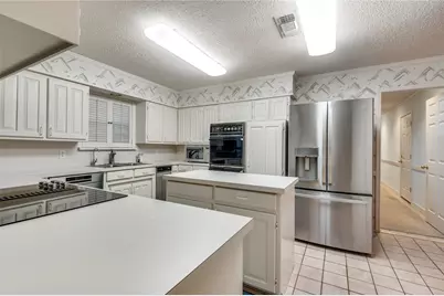 3840 Edgewater Drive, Bedford, TX 76021 - Photo 12