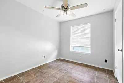 1516 W 7th Street, Irving, TX 75060 - Photo 12