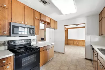 1516 W 7th Street, Irving, TX 75060 - Photo 10