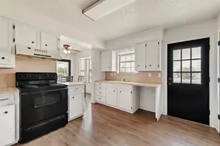 6268 Crest Ln, Oak Grove, TX 75142 - Photo 8