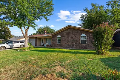 1013 Newby Avenue, Bridgeport, TX 76426 - Photo 2