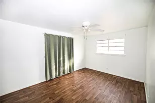 421 E Wilbarger St, Bowie, TX 76230 - Photo 20